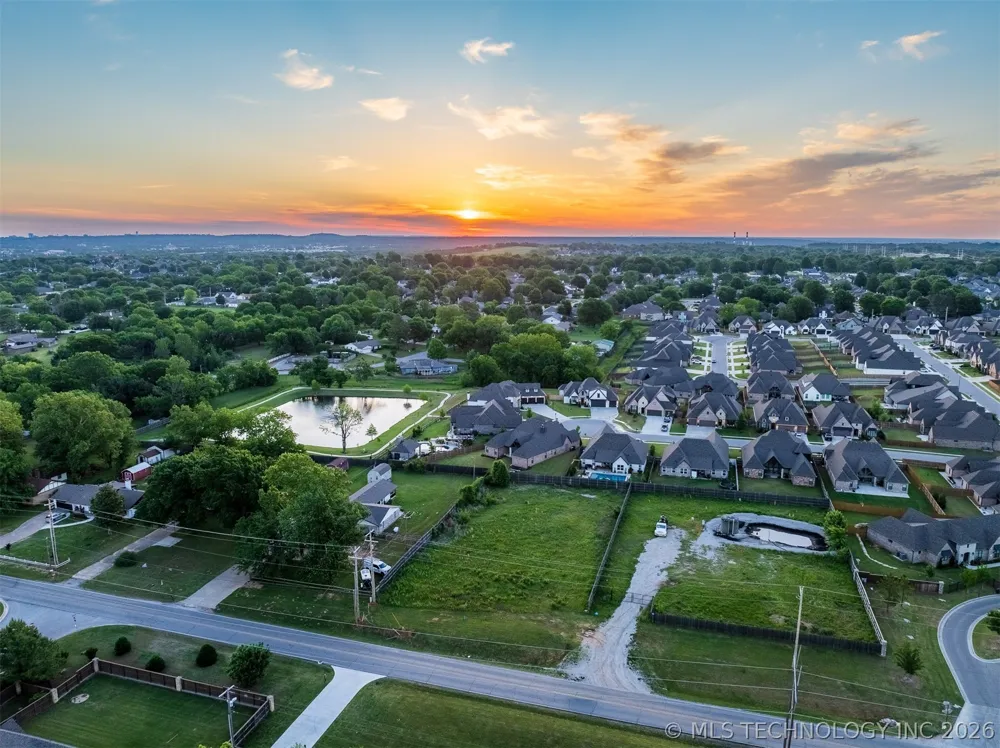 11411 S Elwood Avenue Jenks, OK 74037