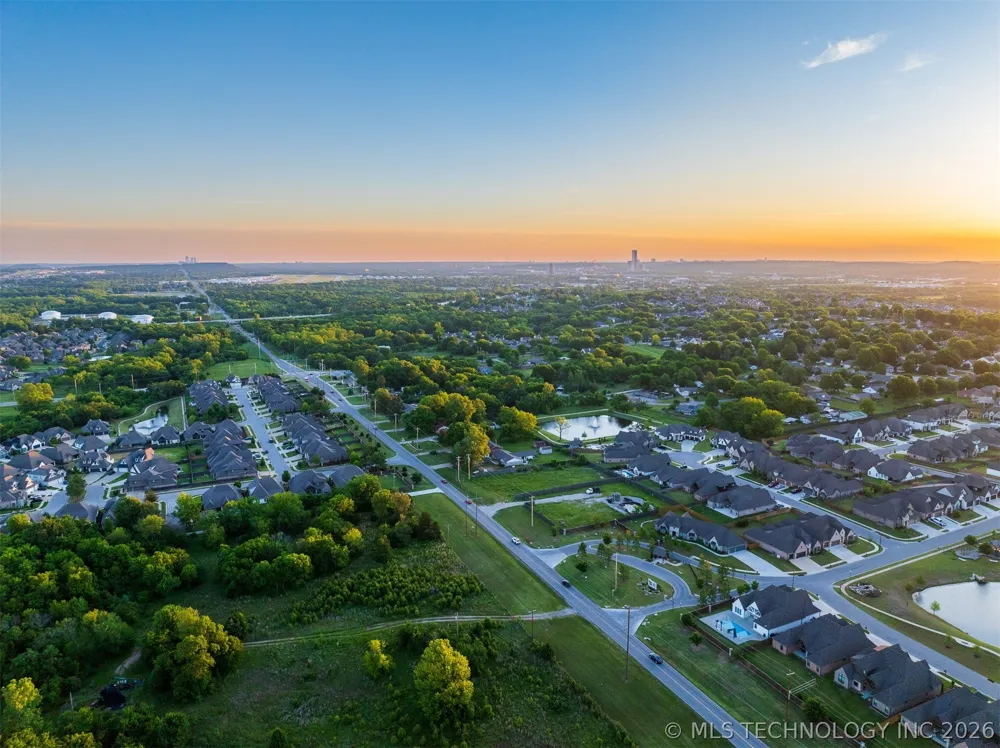 11411 S Elwood Avenue Jenks, OK 74037