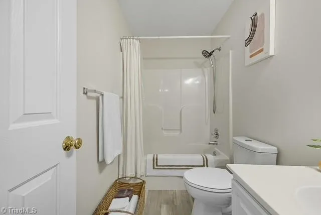 158 Westmont Drive Winston-Salem, NC 27104