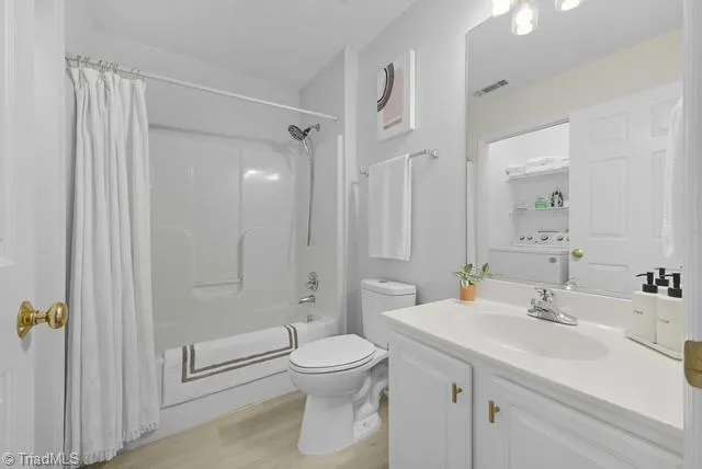 158 Westmont Drive Winston-Salem, NC 27104