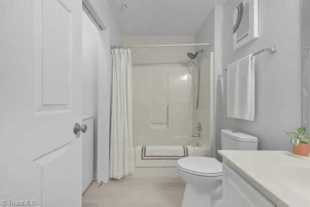 158 Westmont Drive Winston-Salem, NC 27104