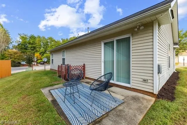 158 Westmont Drive Winston-Salem, NC 27104
