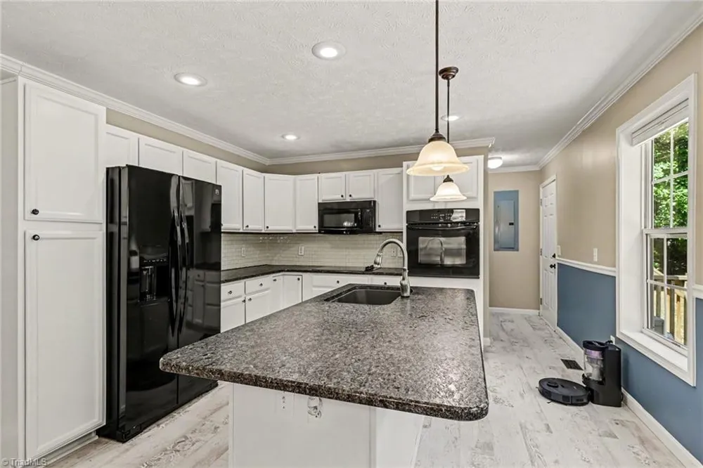 4305 Young Road Ramseur, NC 27316