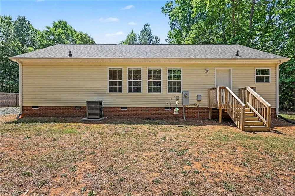 4305 Young Road Ramseur, NC 27316
