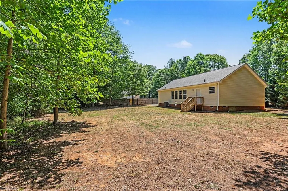 4305 Young Road Ramseur, NC 27316