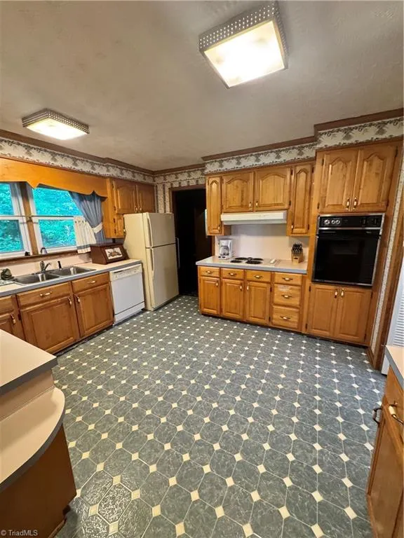 1696 Sparta Road North Wilkesboro, NC 28659