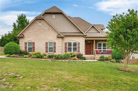 2404 S Tuckers Farm Court