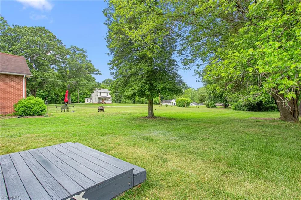 911 Williams Street Eden, NC 27288