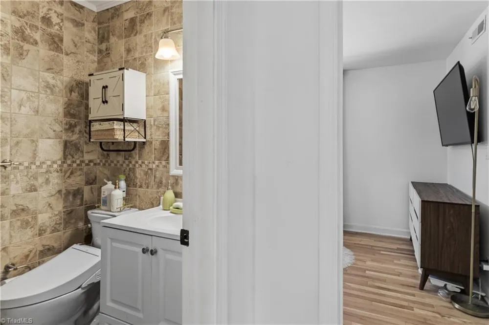 2357 Parkway Drive Winston-Salem, NC 27103
