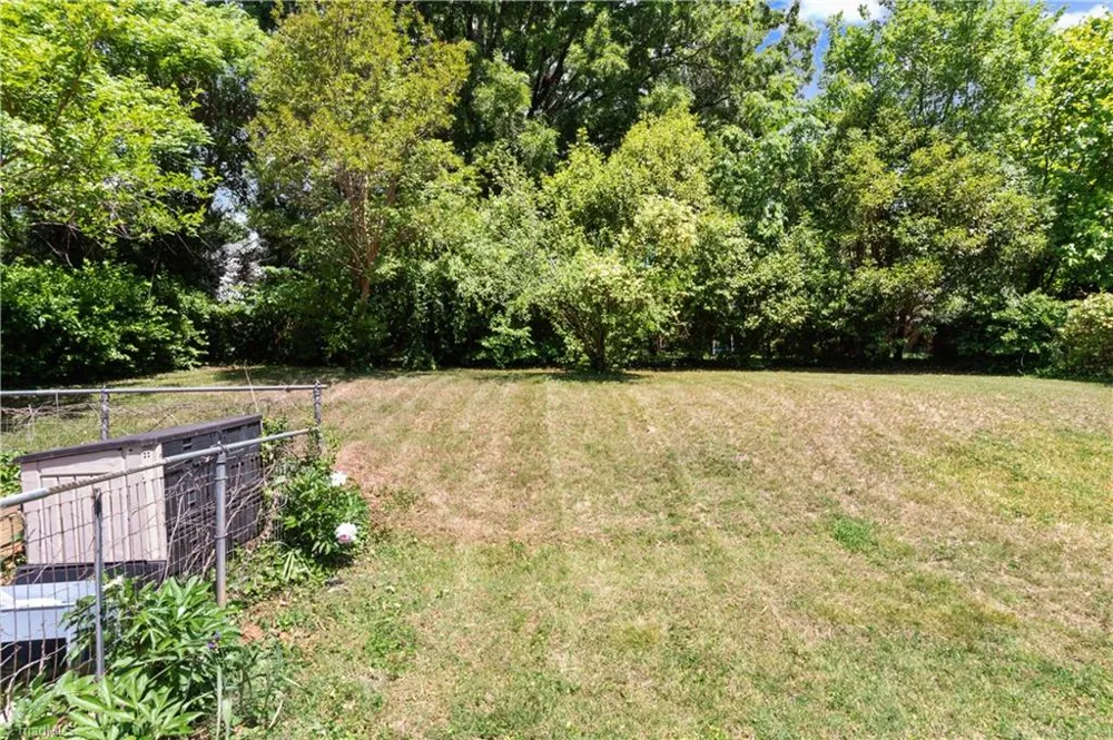 2357 Parkway Drive Winston-Salem, NC 27103