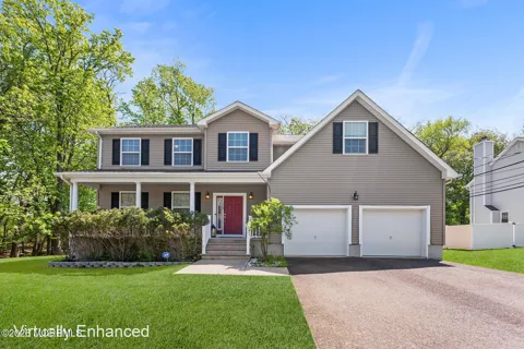 116 Robin Road