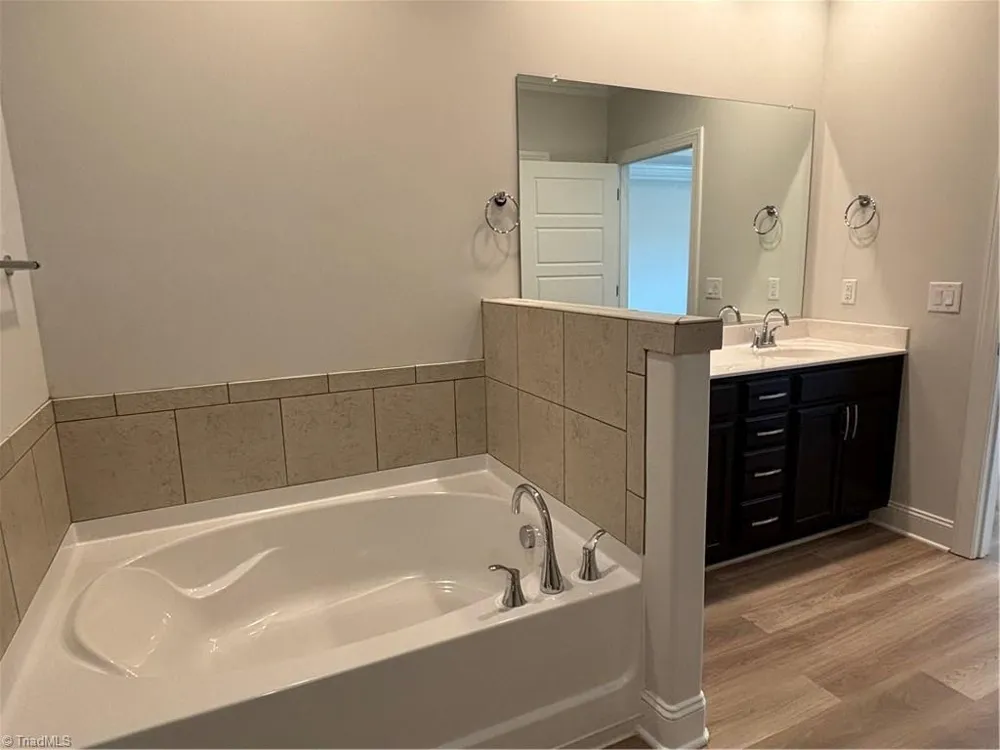 1048 Beechcraft Drive Mebane, NC 27302