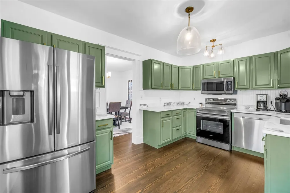 2320 5TH STREET St Petersburg, FL 33704