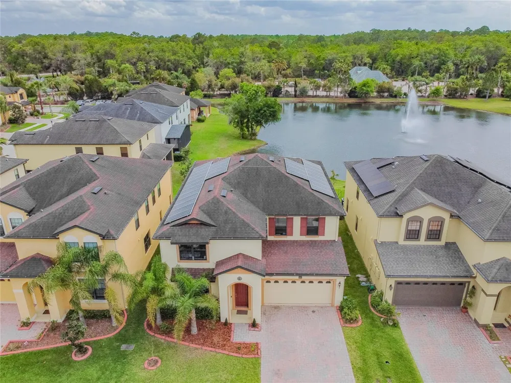 11027 TAHITI ISLE LANE Tampa, FL 33647