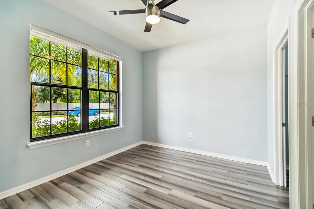 11027 TAHITI ISLE LANE Tampa, FL 33647