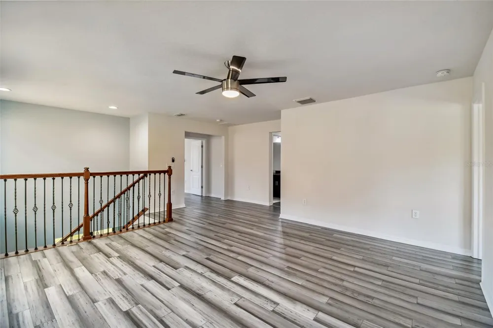 11027 TAHITI ISLE LANE Tampa, FL 33647