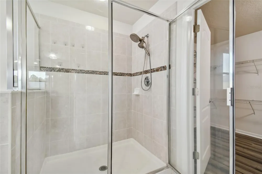 11027 TAHITI ISLE LANE Tampa, FL 33647