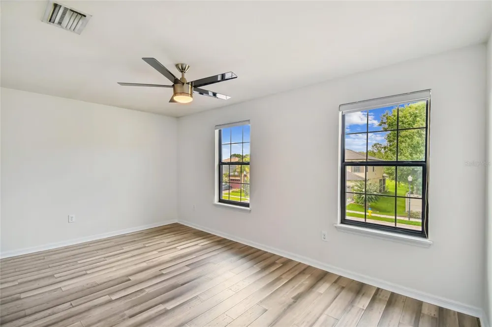 11027 TAHITI ISLE LANE Tampa, FL 33647
