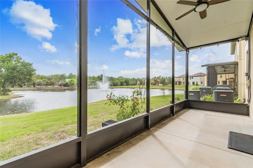 11027 TAHITI ISLE LANE Tampa, FL 33647