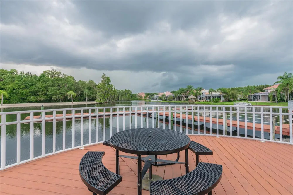 11027 TAHITI ISLE LANE Tampa, FL 33647