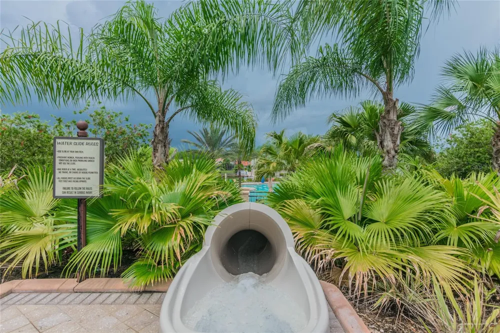 11027 TAHITI ISLE LANE Tampa, FL 33647