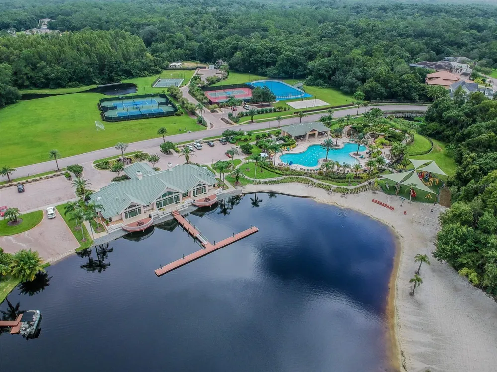 11027 TAHITI ISLE LANE Tampa, FL 33647