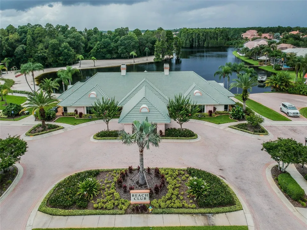 11027 TAHITI ISLE LANE Tampa, FL 33647