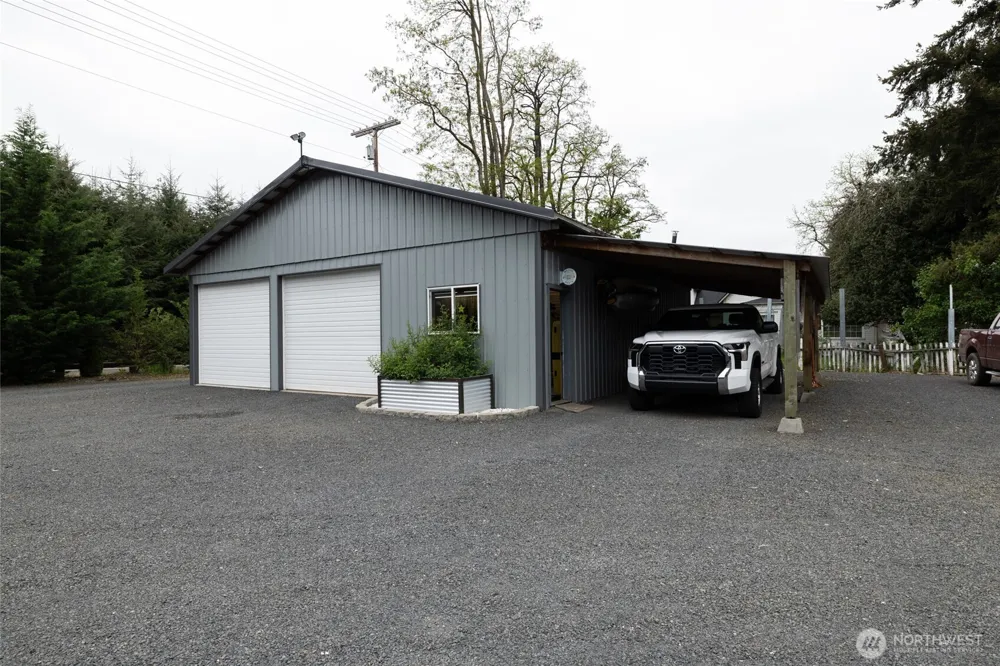3381 Jackson Highway Chehalis, WA 98532
