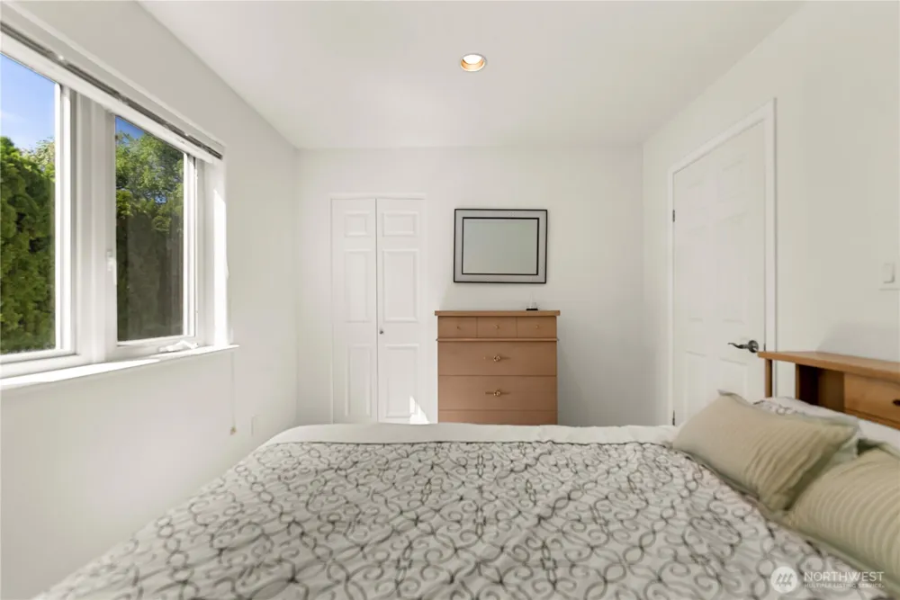428 Eastlake Road Oroville, WA 98844