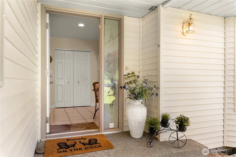 428 Eastlake Road Oroville, WA 98844