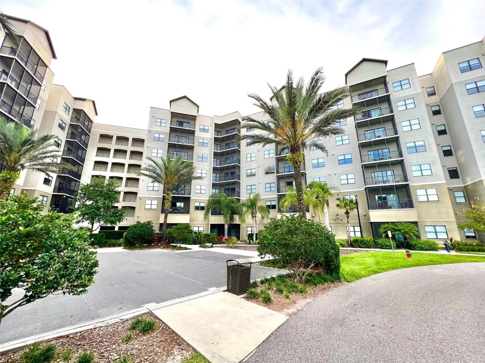 14501 GROVE RESORT AVENUE #2214 Winter Garden, FL 34787