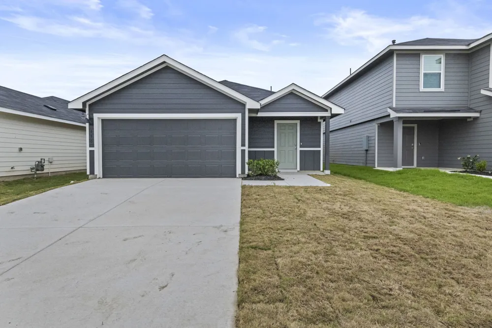 490 Low Pasture Trail Maxwell, TX 78656