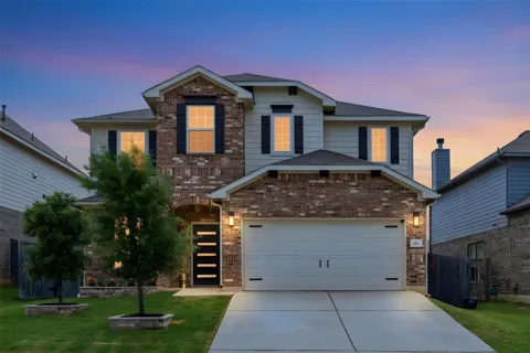 483 Algaroba Loop