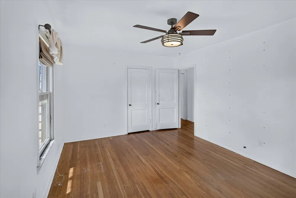 5701 Link Avenue Austin, TX 78752
