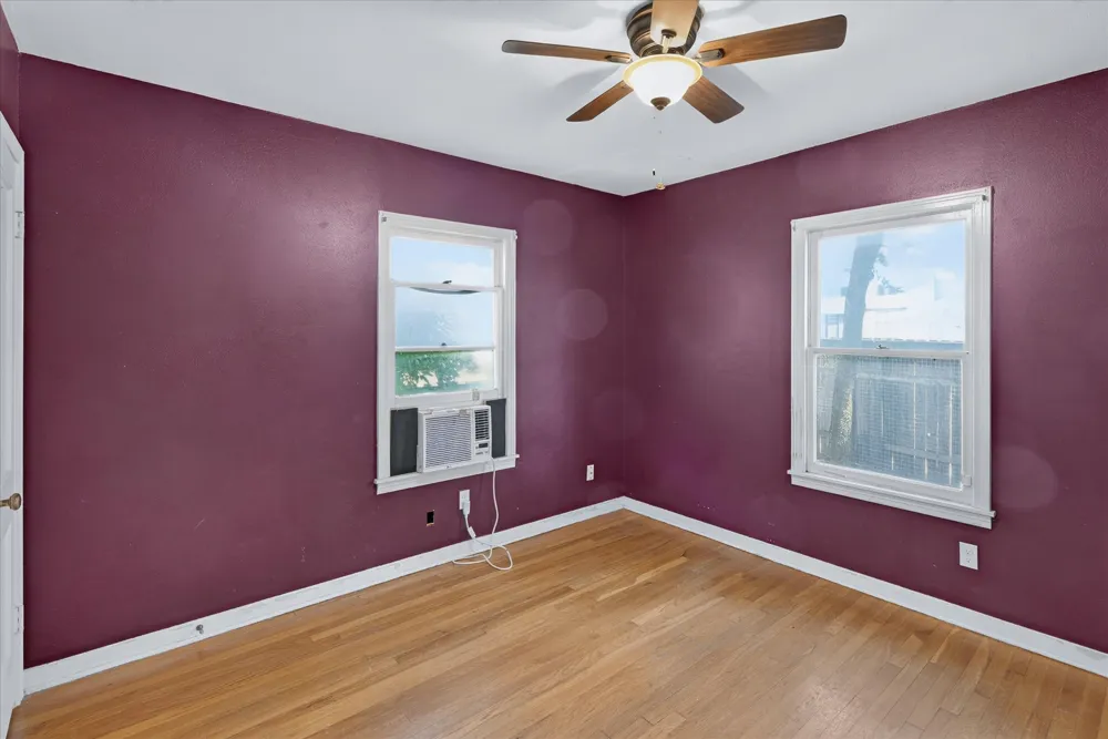 5701 Link Avenue Austin, TX 78752
