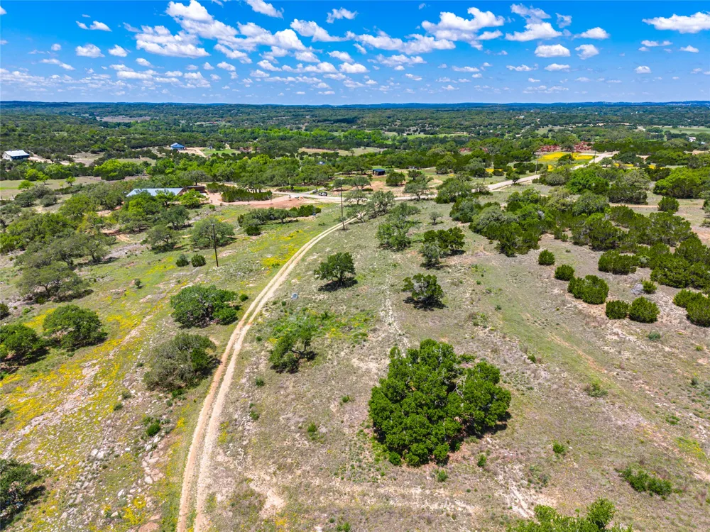 262 Cuesta Pass Driftwood, TX 78619