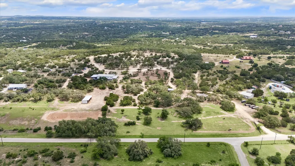 6411 W Fitzhugh Road Dripping Springs, TX 78620