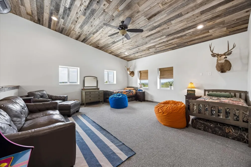 6411 W Fitzhugh Road Dripping Springs, TX 78620