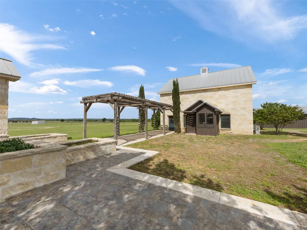 466 German Lane Fredericksburg, TX 78624