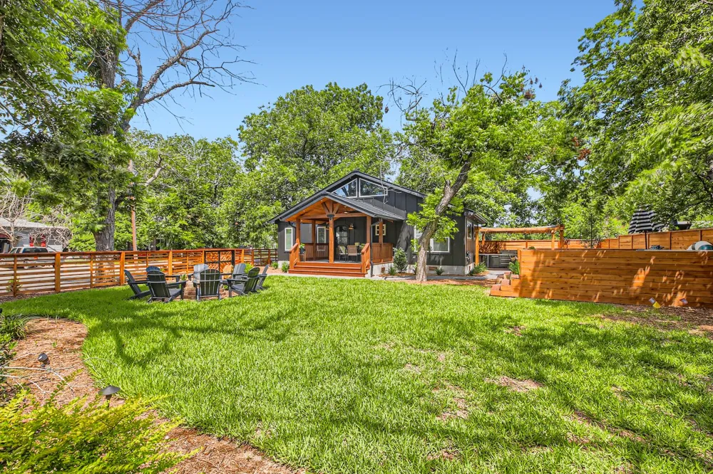 852 Houston Avenue New Braunfels, TX 78130