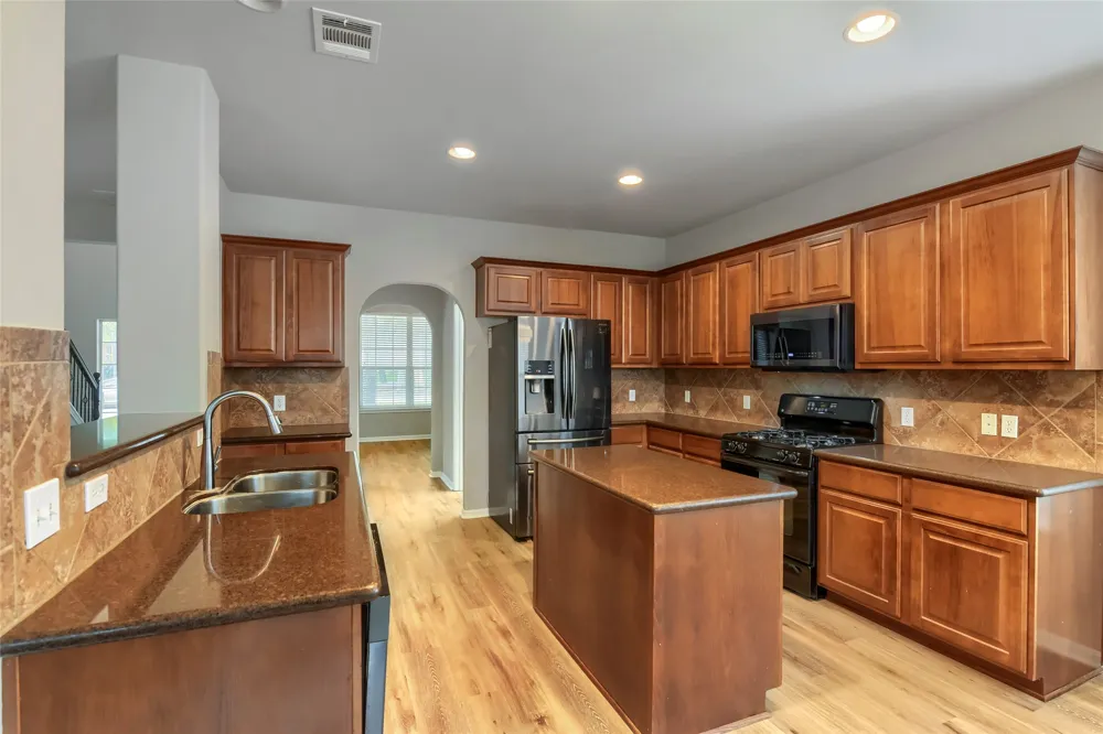 391 Middle Creek Buda, TX 78610