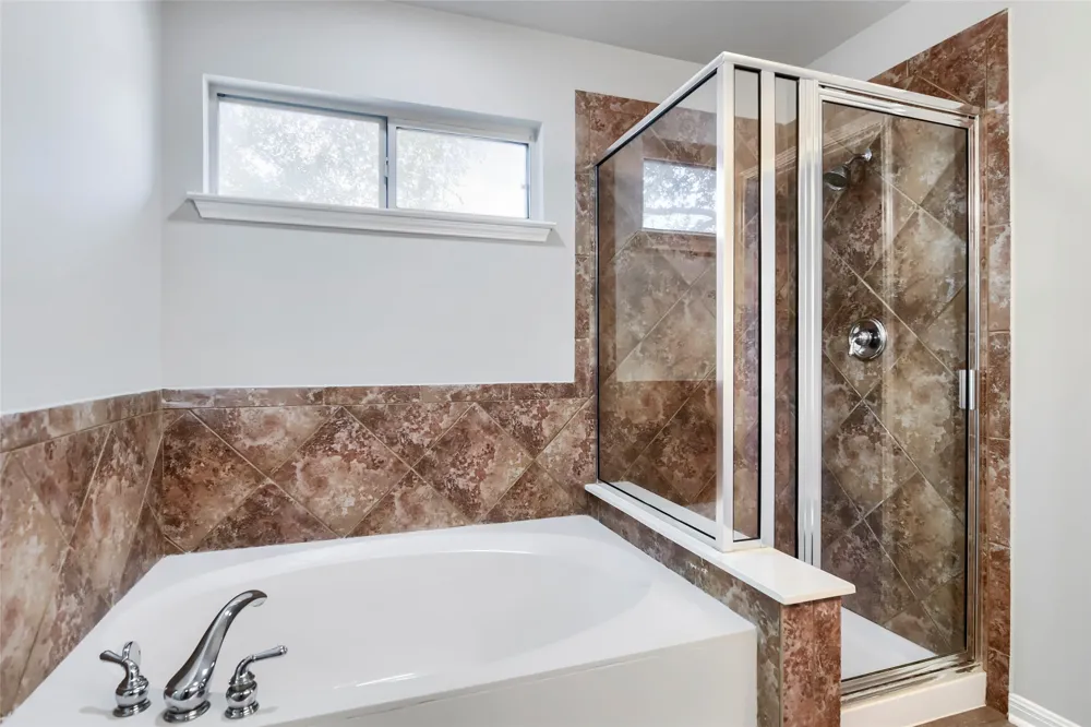 391 Middle Creek Buda, TX 78610