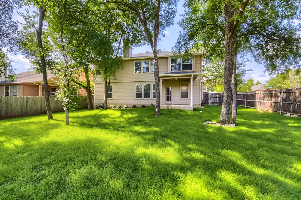 391 Middle Creek Buda, TX 78610