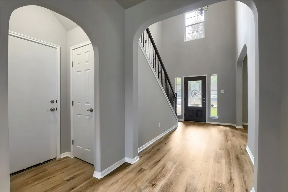 391 Middle Creek Buda, TX 78610