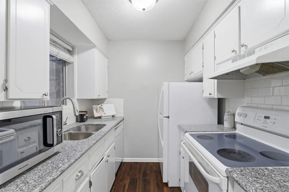 3505 Greystone Drive Austin, TX 78731