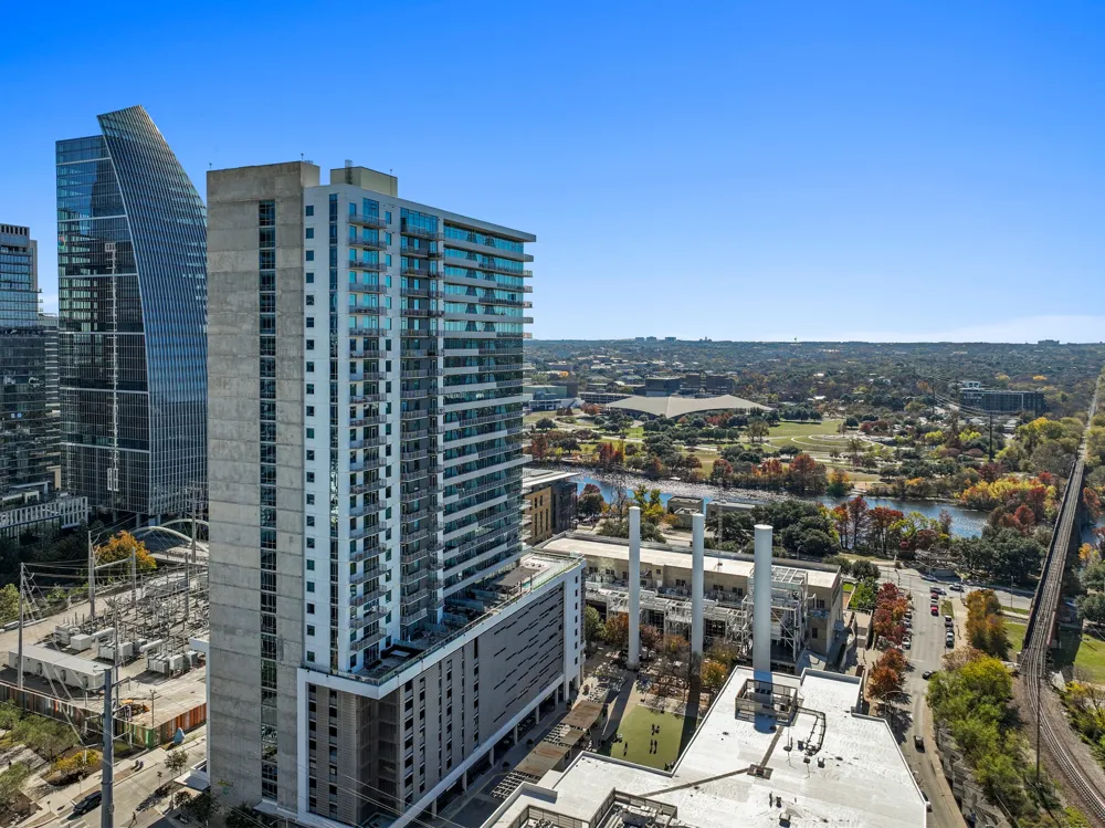 222 West Avenue #2809 Austin, TX 78701