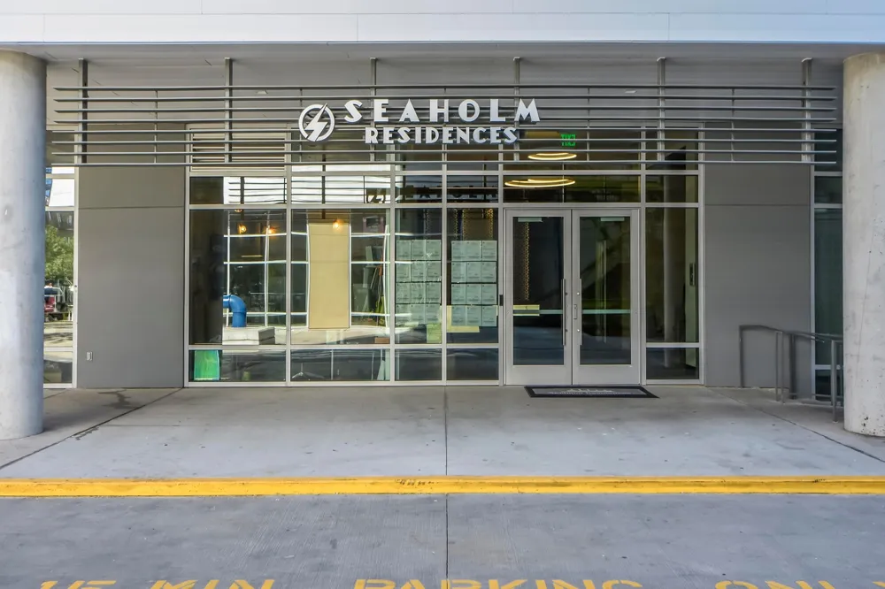222 West Avenue #2809 Austin, TX 78701