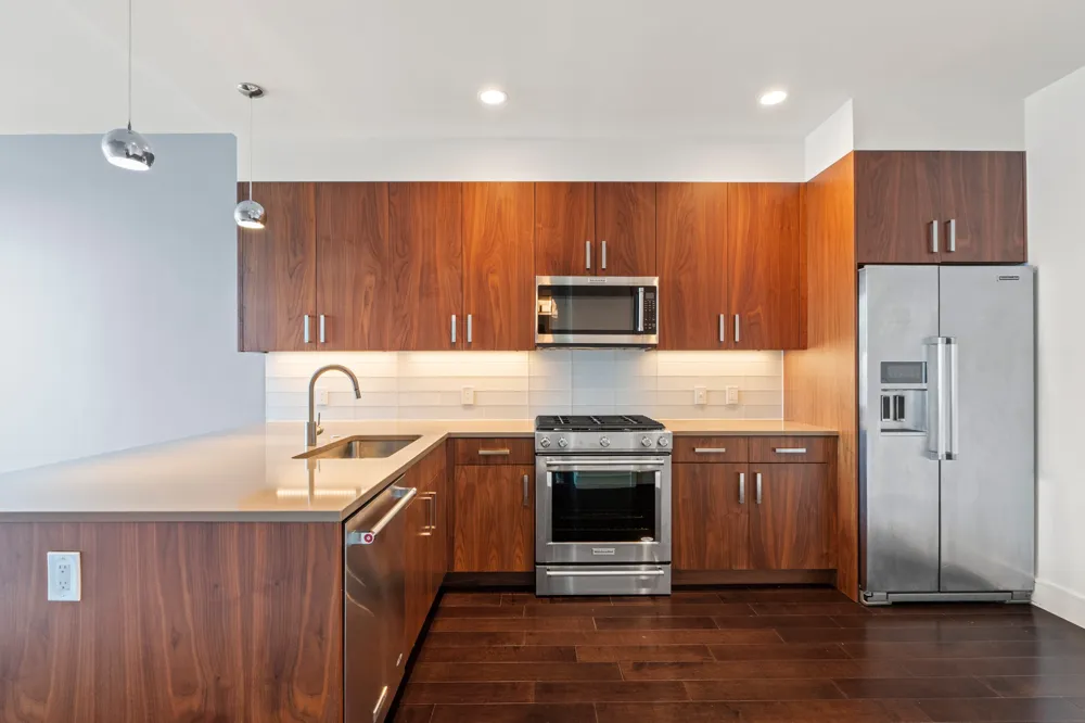 222 West Avenue #2809 Austin, TX 78701