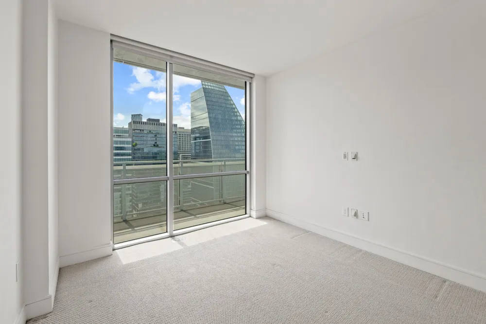 222 West Avenue #2809 Austin, TX 78701