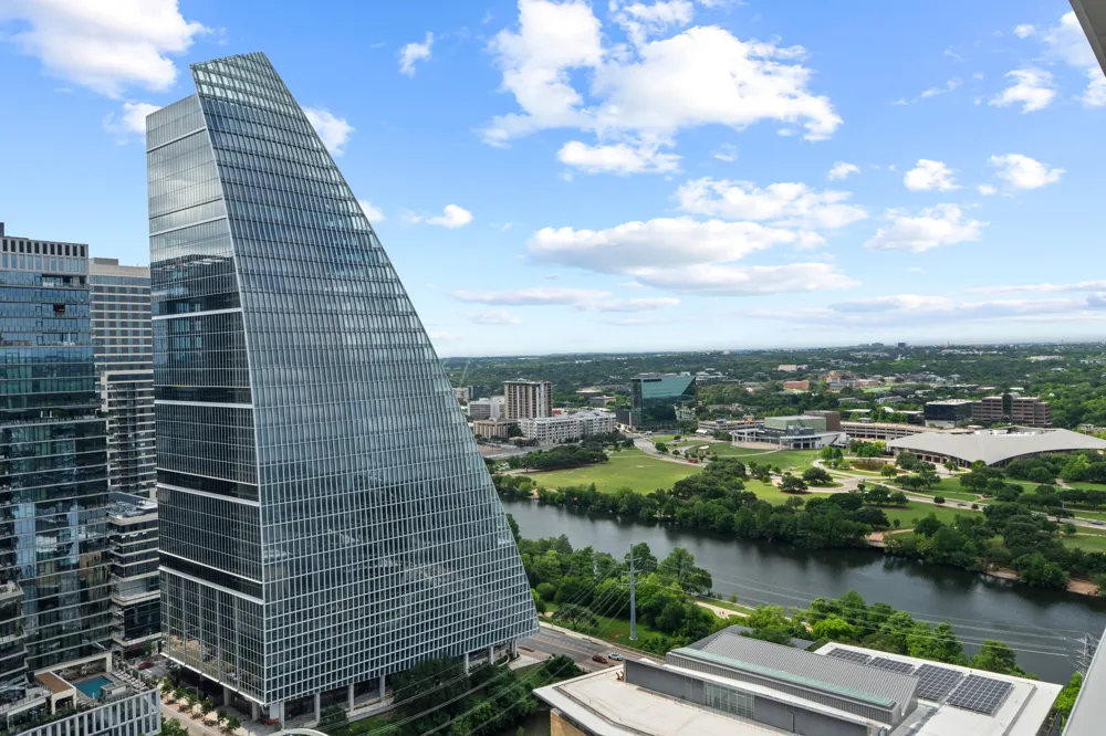 222 West Avenue #2809 Austin, TX 78701